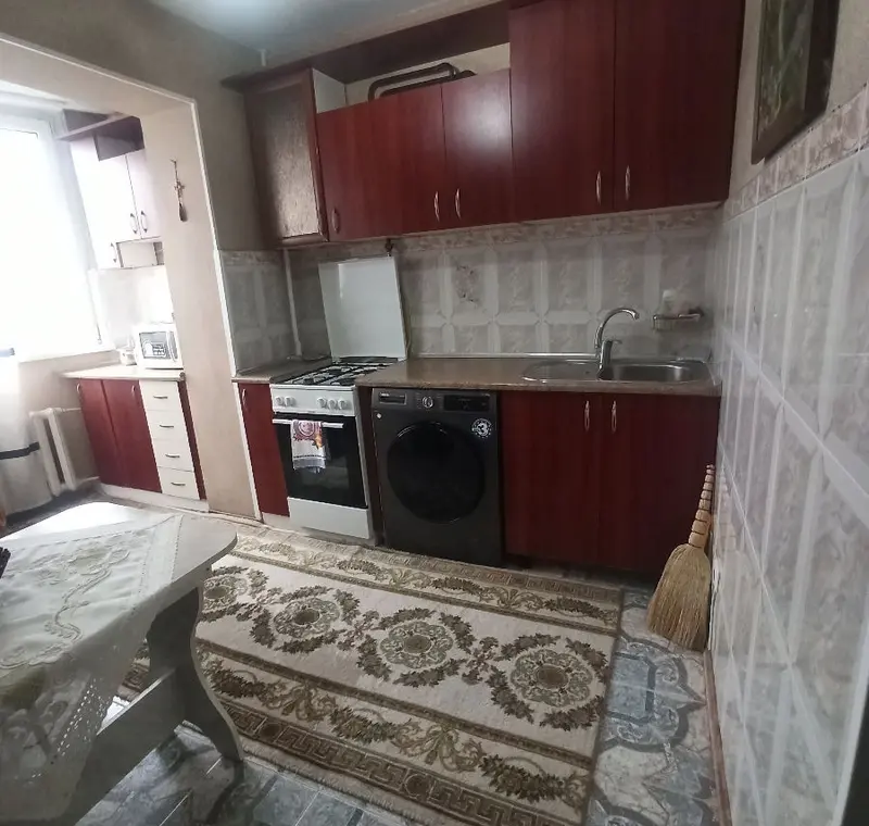 Centru, ...
