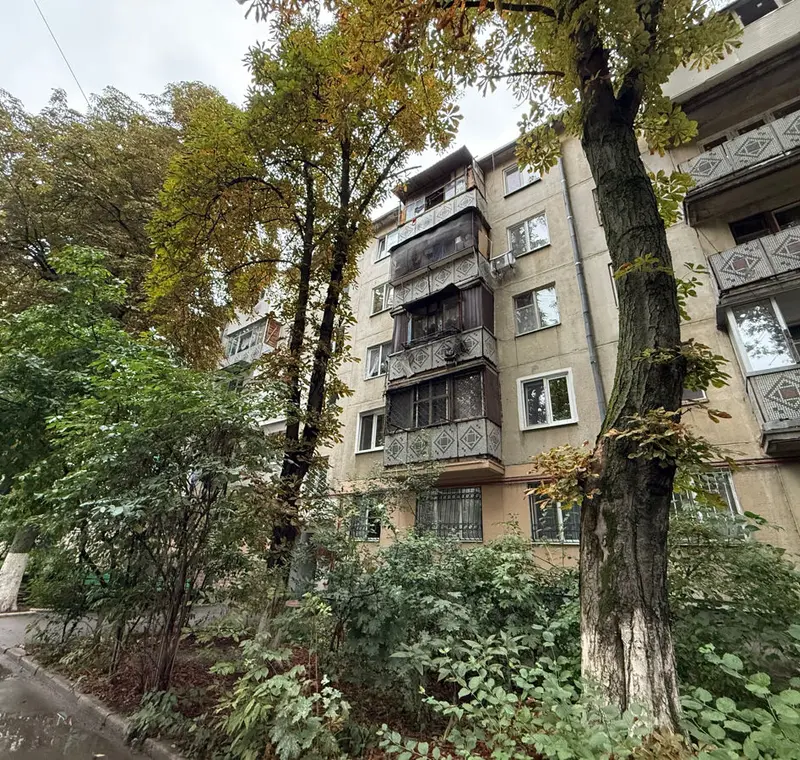Botanica, str. Trandafirilor